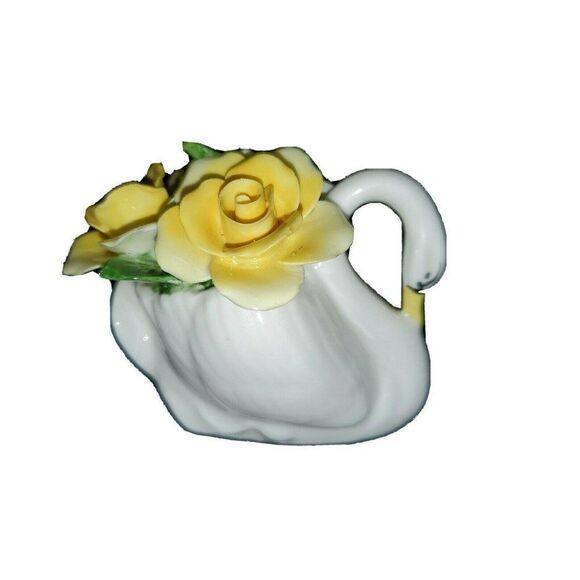 Vintage Swan Fine Bone China Old Yellow Country Roses Collection Masefield 3" - Picture 1 of 5